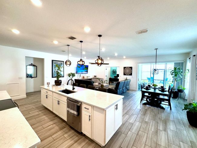 2761 Sw Palace Ave, House other with 3 bedrooms, 2 bathrooms and null parking in Port St. Lucie FL | Image 7