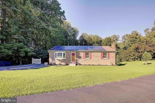 2038 Boyds Trl, OWINGS, MD, 20736-9545 | Card Image