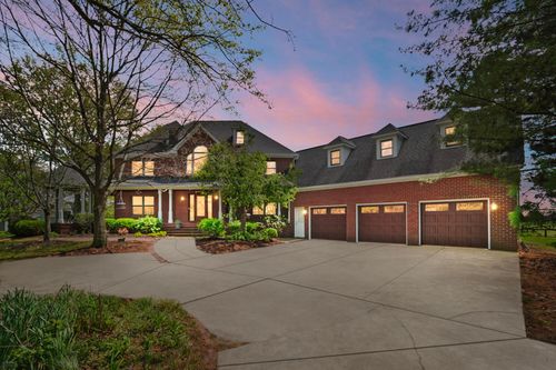 8290 Dustin Rd, Galena, OH, 43021-9777 | Card Image