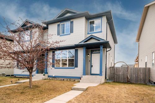 35 Covemeadow Close Ne, Home with 3 bedrooms, 1 bathrooms and 2 parking in Calgary AB | Card Image