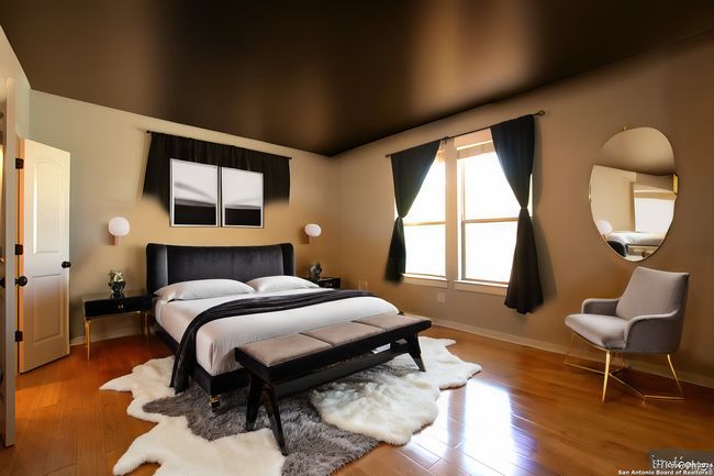 354 Thoroughbred Ln, House other with 3 bedrooms, 3 bathrooms and null parking in Spring Branch TX | Image 6