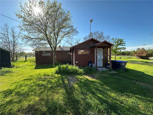 23271 Olive Ave, Gerber, CA, 96035-9614 | Card Image