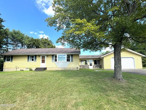 6234 Ostrander Rd, Altamont, NY, 12009-4223 | Card Image