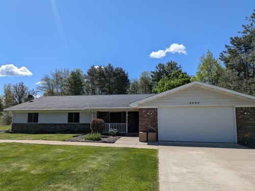 4464 Fisher Estates Ln, Bruce Twp, MI, 48065-1724 | Card Image