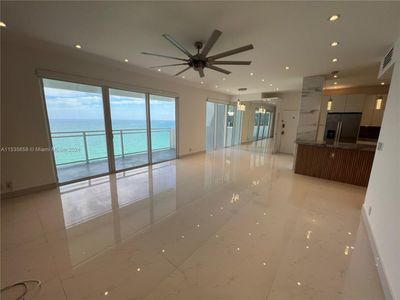 2221 - 2030 S Ocean Dr, Condo with 2 bedrooms, 2 bathrooms and null parking in Hallandale Beach FL | Image 2