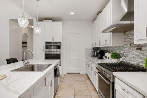 2007 Brookmont Dr, Conroe, TX, 77301-1585 | Card Image