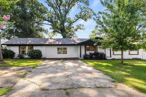761 Peyton St, Ward, AR, 72176-9249 | Card Image