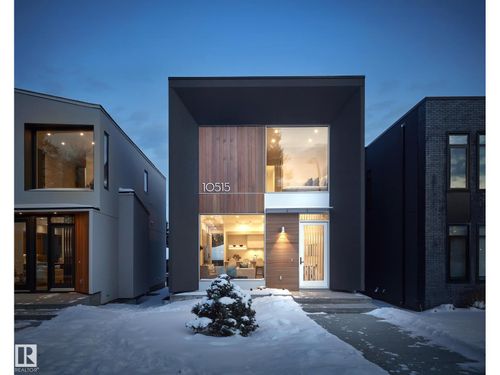 10515 75 St Nw, Edmonton, AB, T6A2Z6 | Card Image