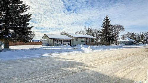 1292 96th St, North Battleford, SK, S9A0H1 | Card Image