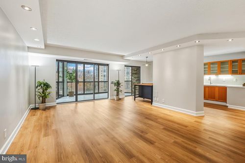 apt-601-5904 Mount Eagle Dr, ALEXANDRIA, VA, 22303-2537 | Card Image