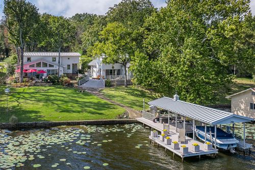 5461 Impala Point Dr, Athens, TX, 75752-5767 | Card Image