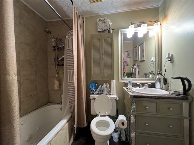 2275 Chestnut Log Loop, House other with 3 bedrooms, 2 bathrooms and 2 parking in Lithia Springs GA | Image 9