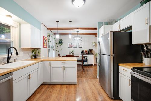 1577 Cedar Ln, Newport, MN, 55055-1069 | Card Image