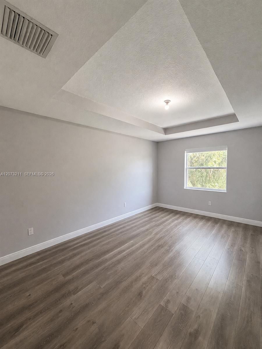 Residential Lease in Miami 5