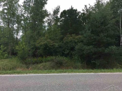 1166 E Freeland Rd, Merrill, MI, 48637-9320 | Card Image