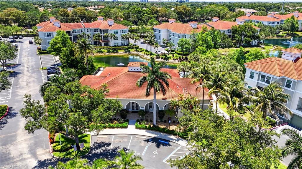 Residential in ESTERO 2