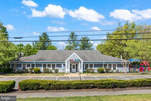 6000 Union Mill Road, CLIFTON, VA, 20124 | Card Image