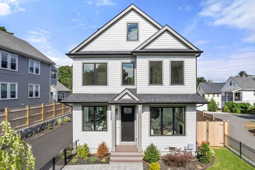 302-302-300 Waverley Ave, Watertown, MA, 02472-3211 | Card Image