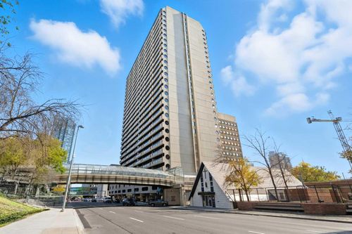 1707-221 6 Avenue Se, Calgary, AB, T2G4Z9 | Card Image