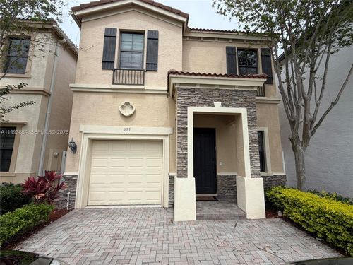 0-655 Ne 193rd St, Miami, FL, 33179-3977 | Card Image