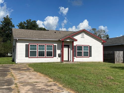 3716 Hays Ave, Groves, TX, 77619-4631 | Card Image