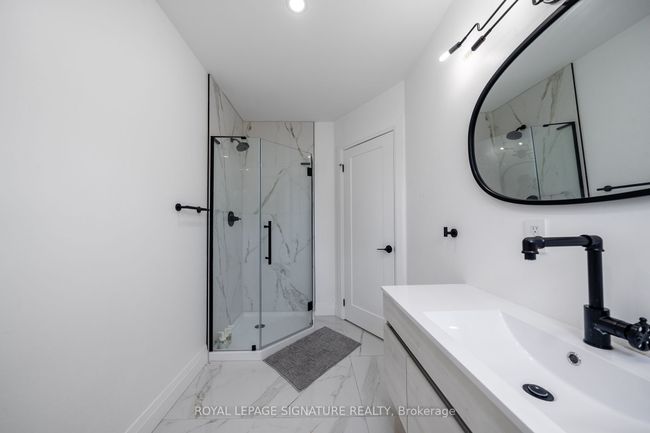 20 Hillview Cres, House other with 6 bedrooms, 5 bathrooms and 8 parking in Midhurst ON | Image 13