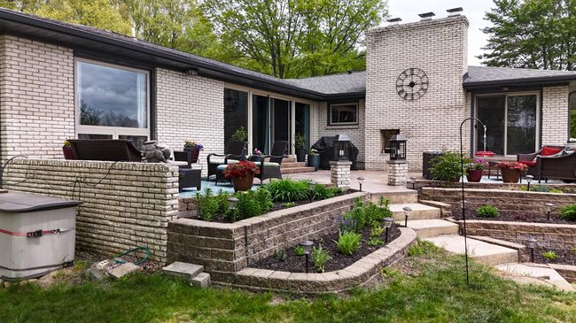 47233 County Road 380, House other with 5 bedrooms, 3 bathrooms and null parking in Grand Junction MI | Image 45