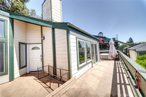 12b-2017 Orchard Dr, Placentia, CA, 92870-5518 | Card Image