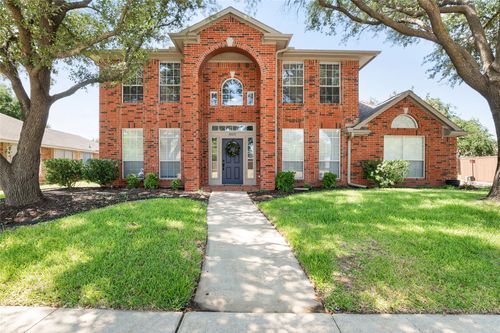 10231 Castle Dr, Frisco, TX, 75035-6769 | Card Image