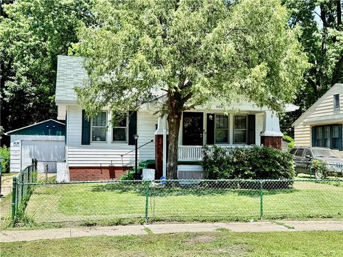 1422 Sedgwick St, Decatur, IL, 62521-2945 | Card Image