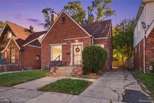 16570 Tracey St, Detroit, MI, 48235-4021 | Card Image