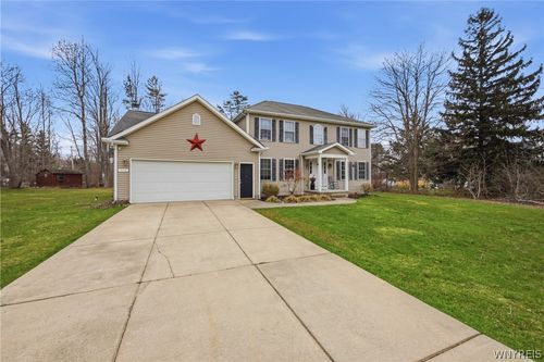 119 North Ln, Angola, NY, 14006-9066 | Card Image