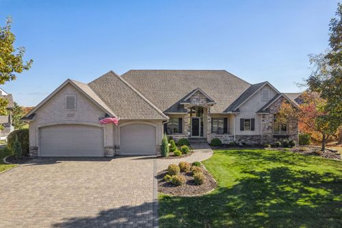 1237 Adrian Drive, Chaska, MN, 55318 | Card Image