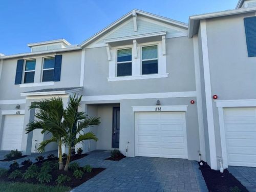 578 Salisbury Cir, Fort Pierce, FL, 34982-3970 | Card Image