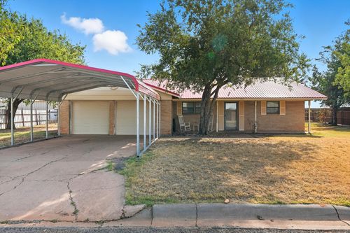 932 Grace St, Aspermont, TX, 79502-2025 | Card Image