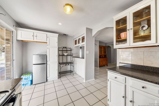 57 Gateway Dr, House other with 4 bedrooms, 2 bathrooms and null parking in Poteet TX | Image 11