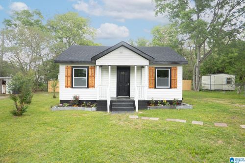 612 9th Ct Sw, ALABASTER, AL, 35007-8601 | Card Image