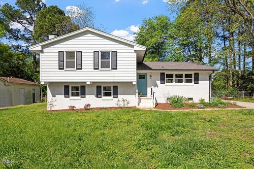 3713 Arrowwood Dr, Raleigh, NC, 27604-2515 | Card Image