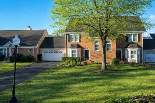 1414 Heritage Landing Dr, Chattanooga, TN, 37405-4250 | Card Image