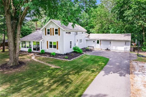 6170 Oberlin Rd, Amherst, OH, 44001-1830 | Card Image
