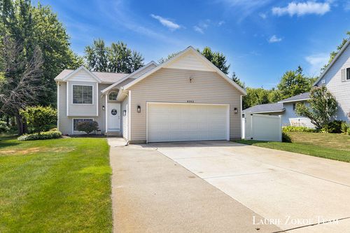 4062 Mohler St Nw, Walker, MI, 49534-2130 | Card Image