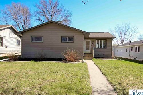 1406 N Payne St, New Ulm, MN, 56073-1456 | Card Image