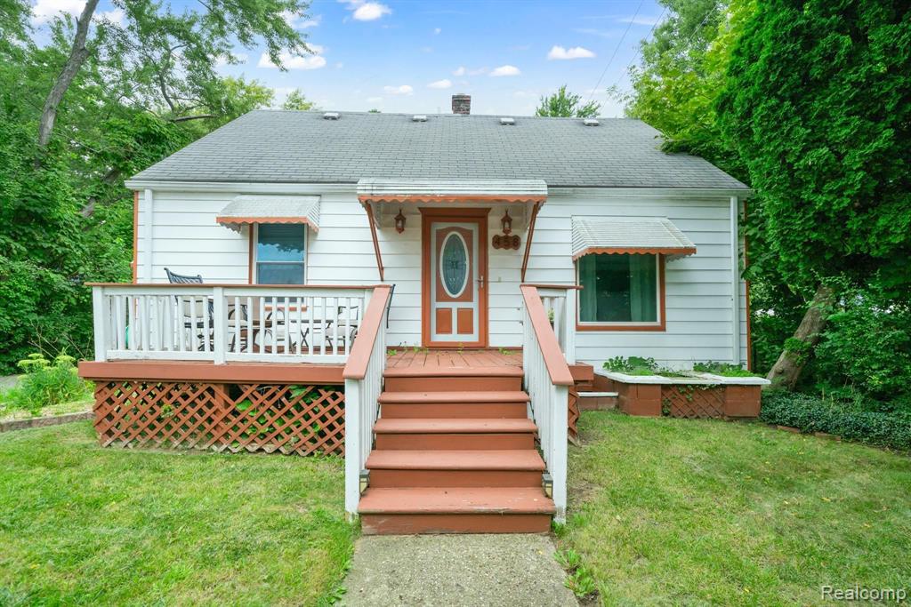 Fildew Ave, Pontiac, MI 48341