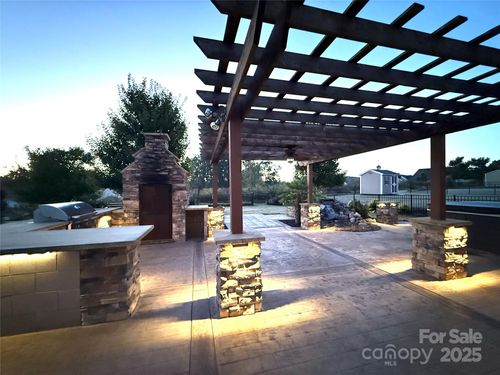 79-1132 Jack Pine Rd, Lake Wylie, SC, 29710-0547 | Card Image