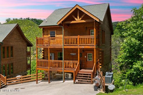 1230 Bird Nest Way, Sevierville, TN, 37862 | Card Image