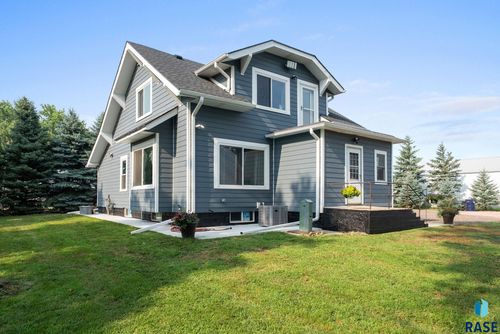 111 Maple St Street, Monroe, SD, 57047 | Card Image