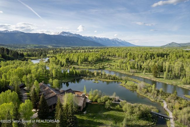 1525 S Thunder Rd, House other with 4 bedrooms, 5 bathrooms and null parking in Wilson WY | Image 7