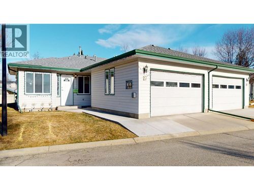 27-2375 1st St S, Cranbrook, BC, V1C6J7 | Card Image