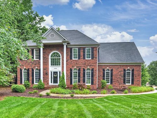 16308 Woolwine Rd, Charlotte, NC, 28278-5826 | Card Image