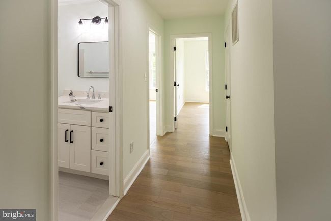11904 White Heather Rd, Townhouse with 4 bedrooms, 4 bathrooms and null parking in COCKEYSVILLE MD | Image 31